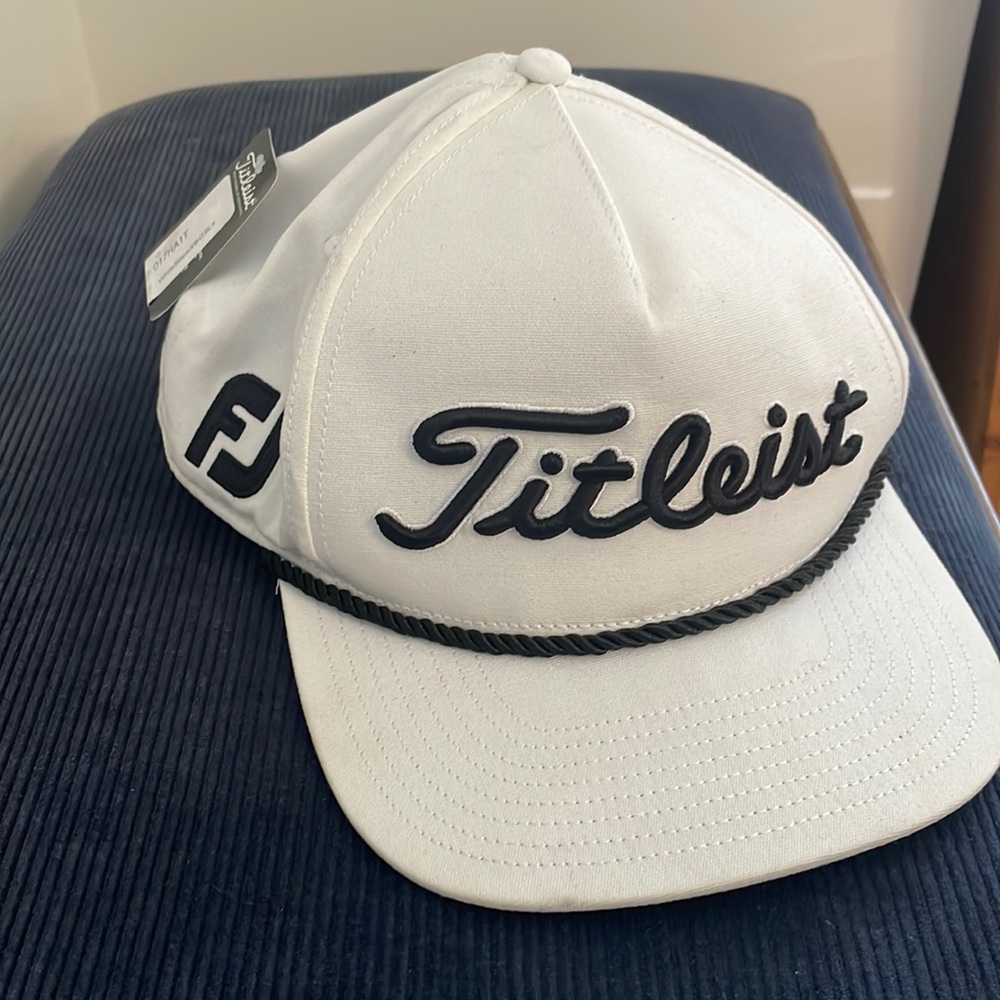 FJ Black and White Titleist Hat Pro V1 - Tour Rope Flat Bill